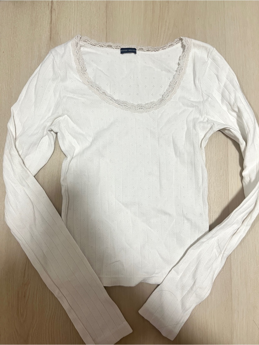 Brandy Melville 100% cottonWhite Lace-Trim Long Sleeve Tee with Pointelle pattte